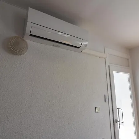 Apartment Rnet - Mta A2 *